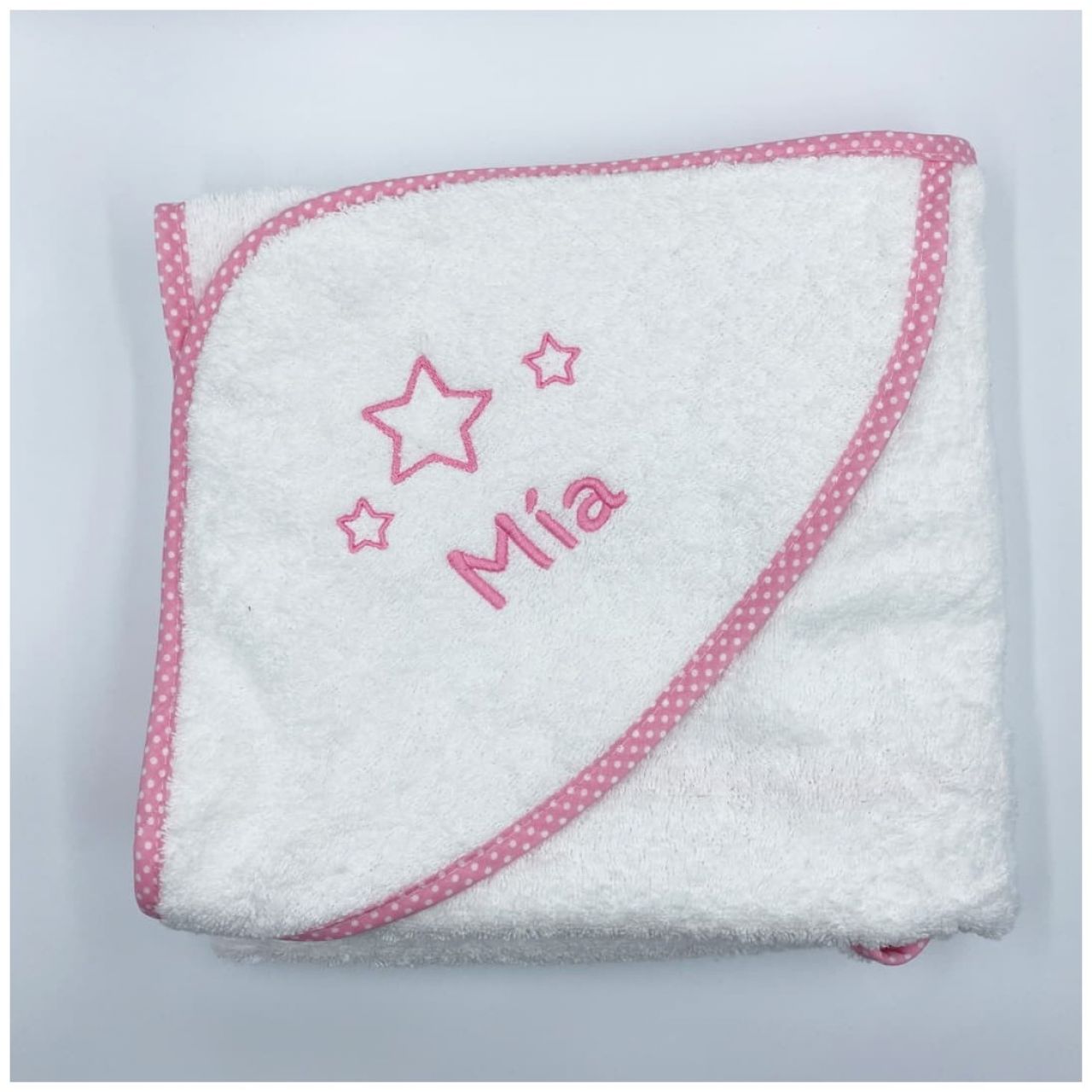 Destacada Capa de Baño Estrellas con personalización bordada