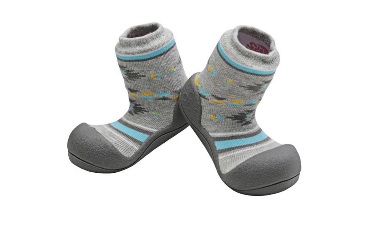 Destacada Attipas nordic gris