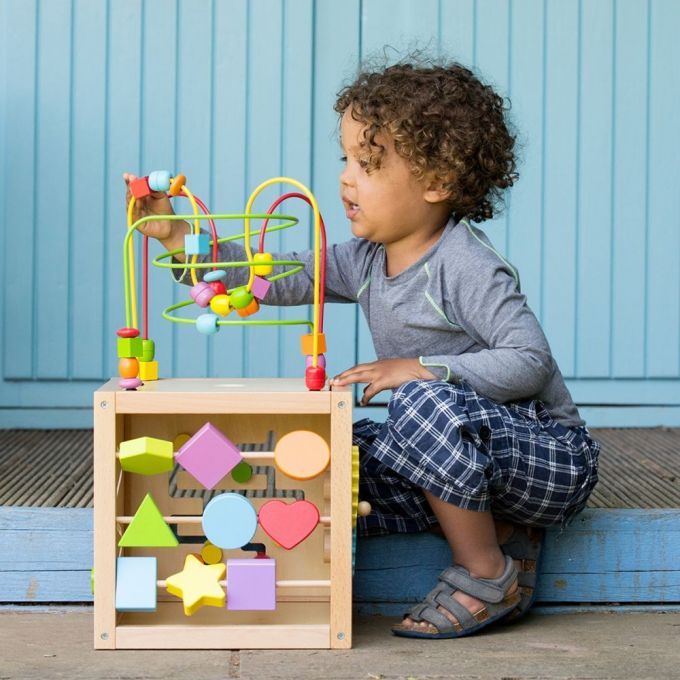 Cubo de actividades de madera